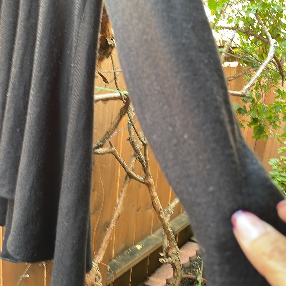 Sweater . - Picture 3 of 4